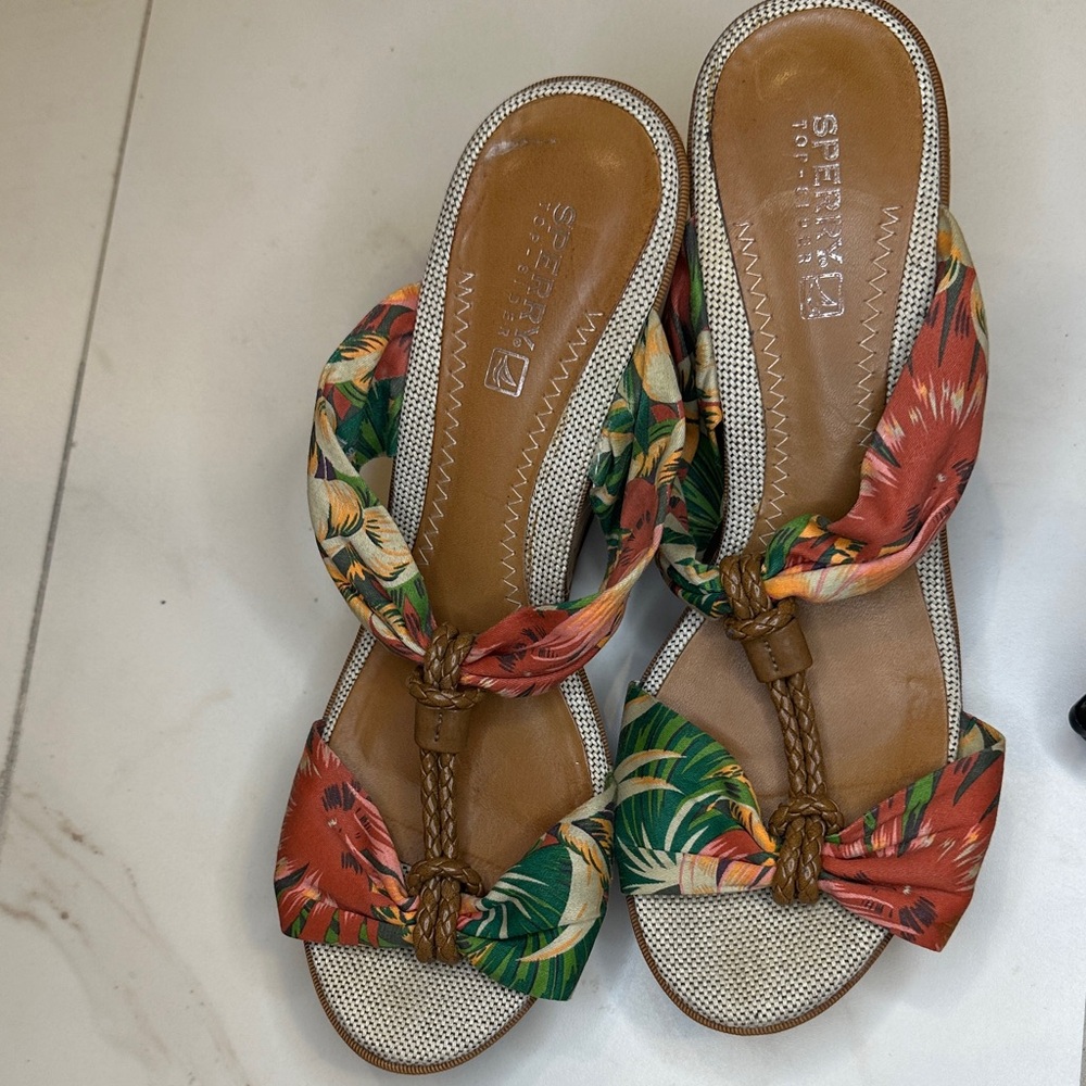 SPERRY TOP SIDER Tropical Braided Knot Sandals in Red, Green, Tan